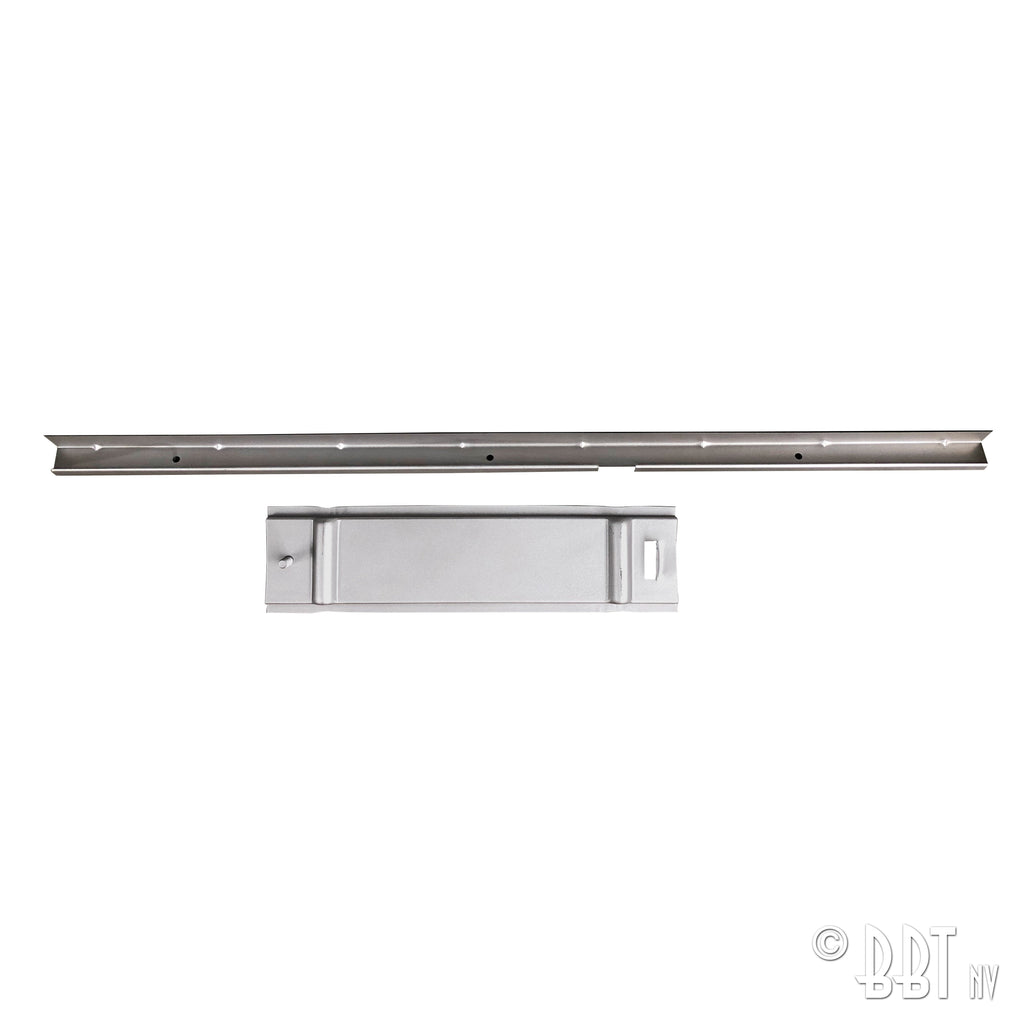 Vloerplaat laadruimte, links, enkel cabin, met laadklep detail — T1