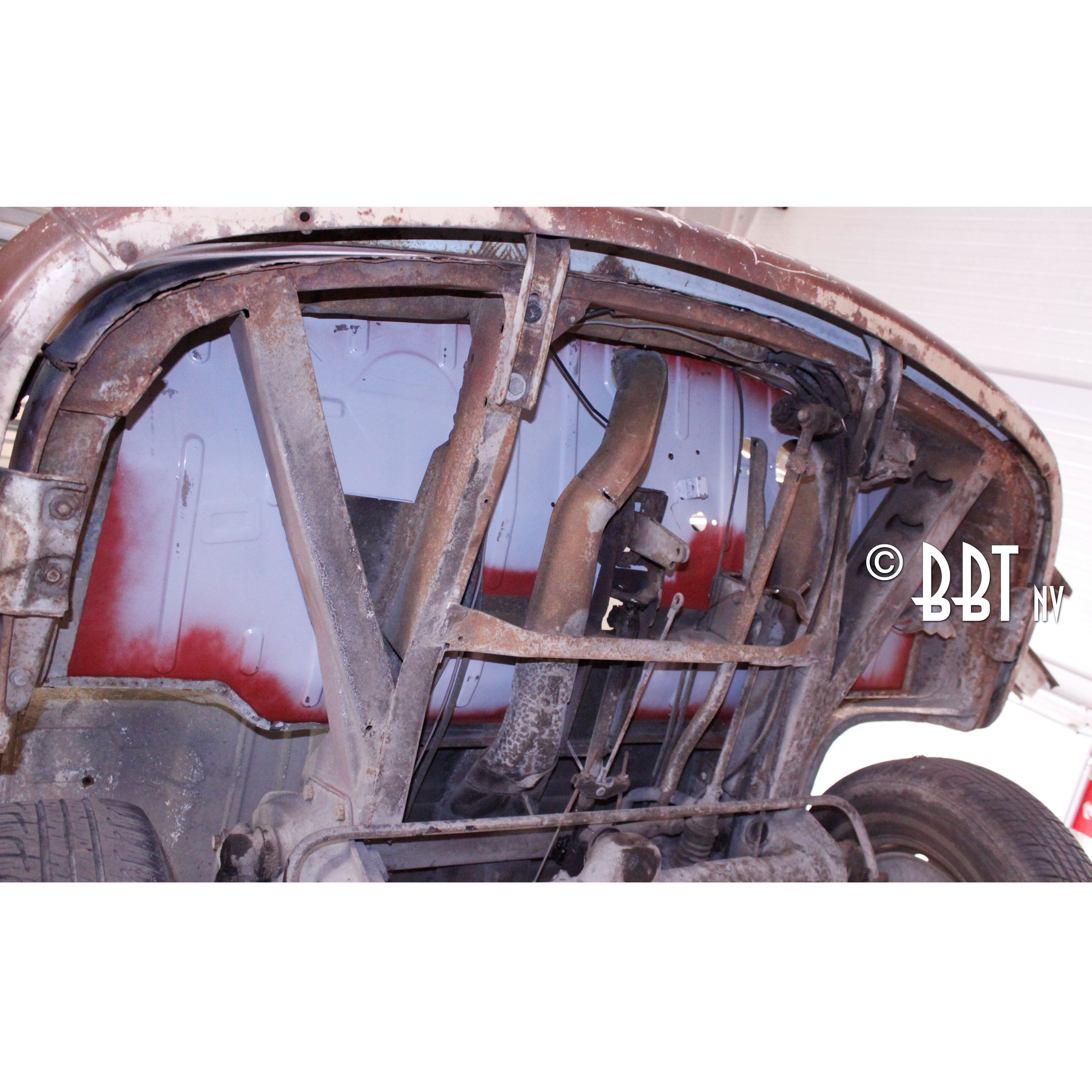 Vloerplaat cabine, compleet detail — T2
