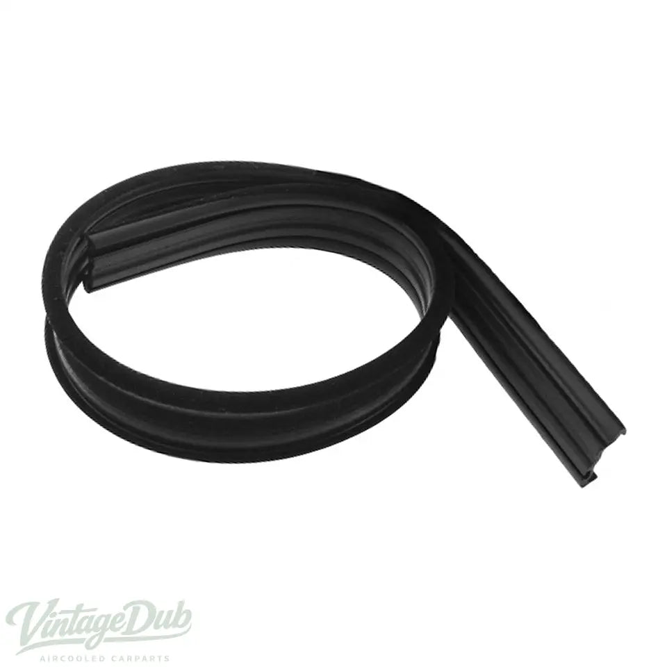 Viltstrip tussen deurruit en tochtruitstijl — VintageDub