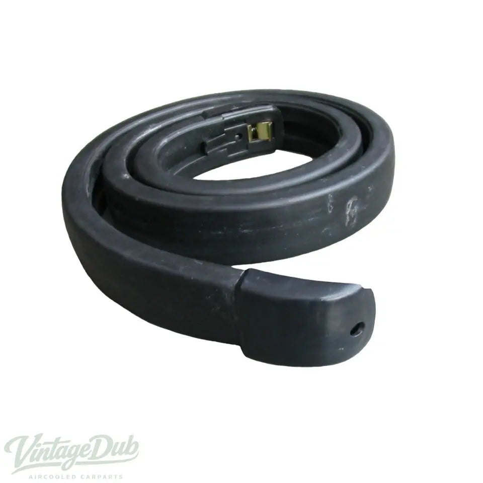 Bumperrubber, achteraan detail — T2